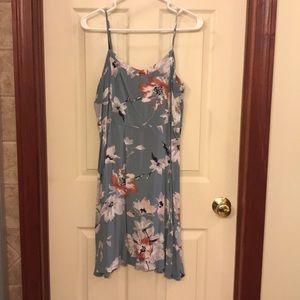 **MOVING SALE** Loft summer dress